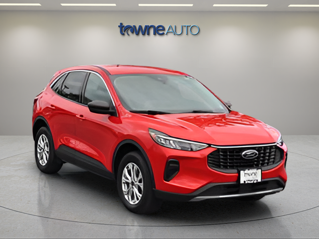 Used 2024 Red Ford Active image 7