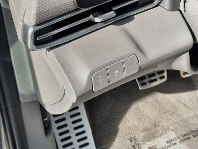 Used 2026 Gray Hyundai SEL Sport image 10