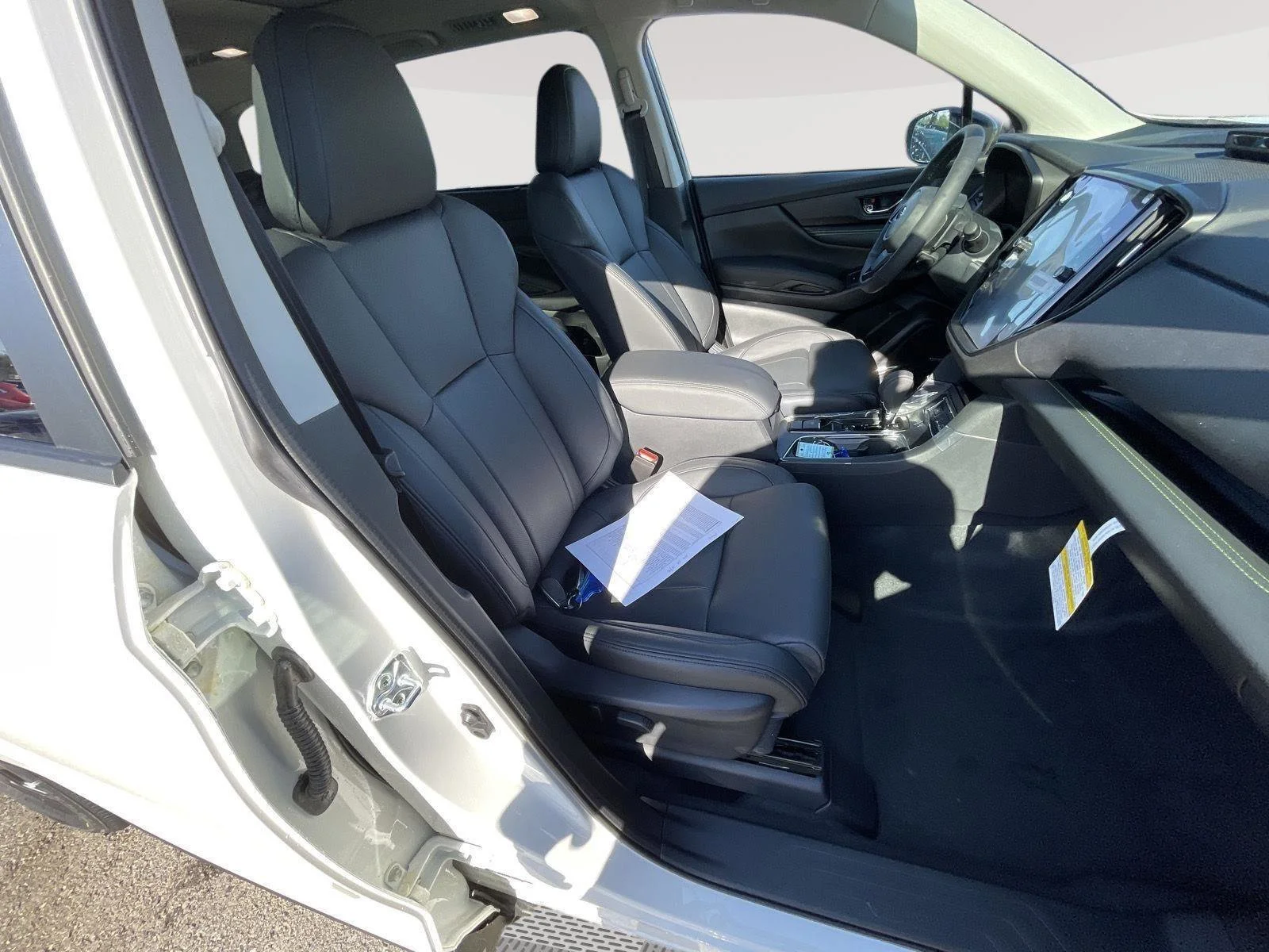 New 2026 Crystal White Pearl Subaru Onyx Edition Touring image 28