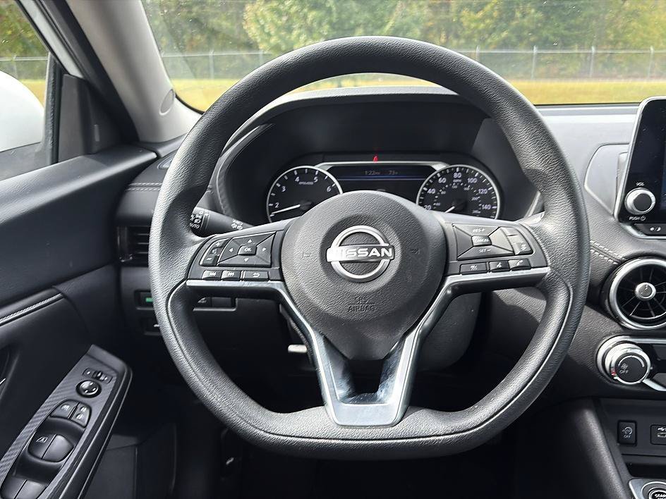 Used 2025 Aspen White Tricoat Nissan SV image 30