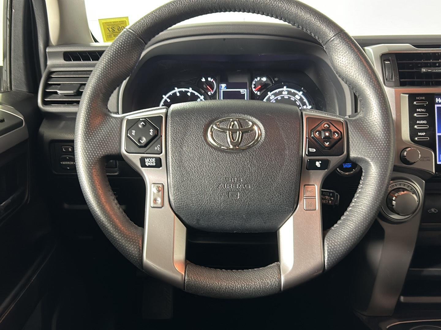 Used 2023 Ice Cap Toyota SR5 image 27