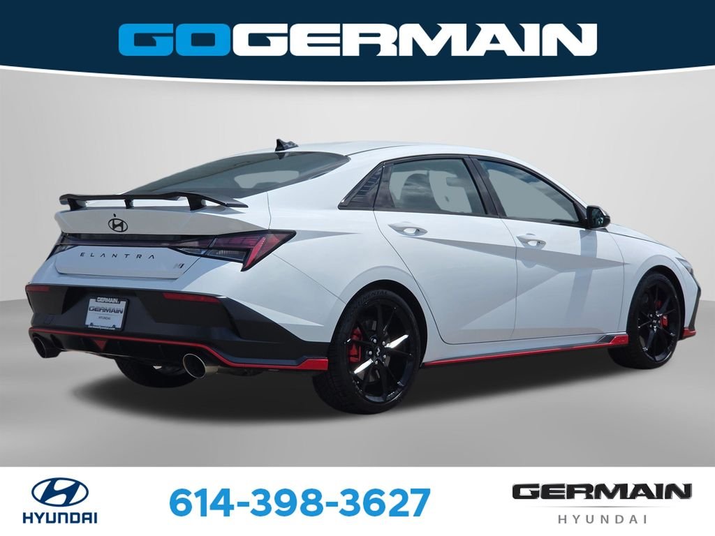 2025 Hyundai Elantra N - Photo 9