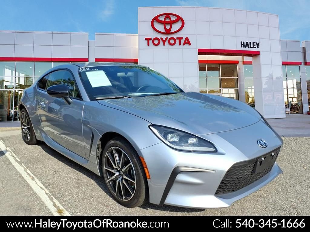 Pre-Owned 2025 Toyota GR86 Base 2D Coupe in Midlothian #R09706B
