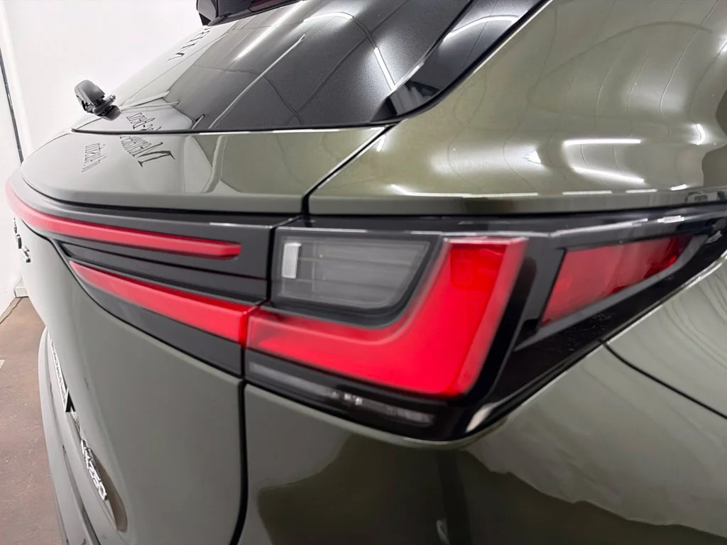 Used 2022 Green Lexus 250 Base image 12