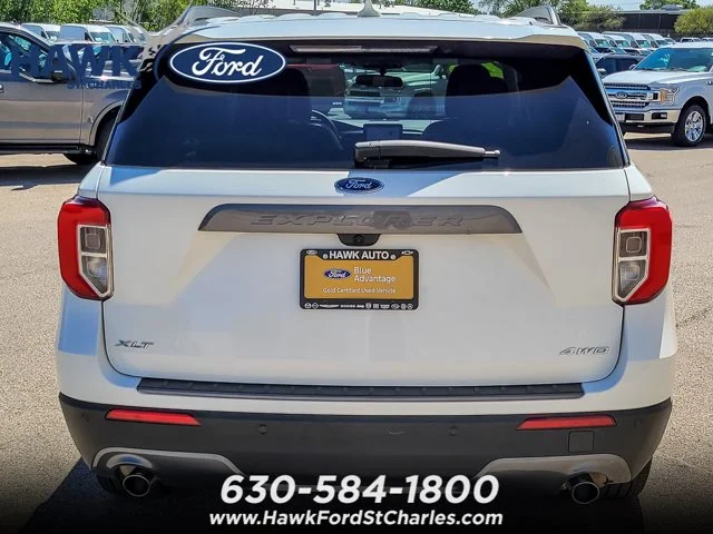 Certified Used 2023 White Metallic Ford XLT image 32