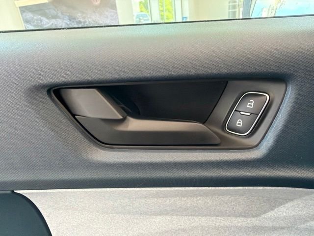 New 2026 Ruby Red Metallic Tinted Clearcoat Ford XLT image 19
