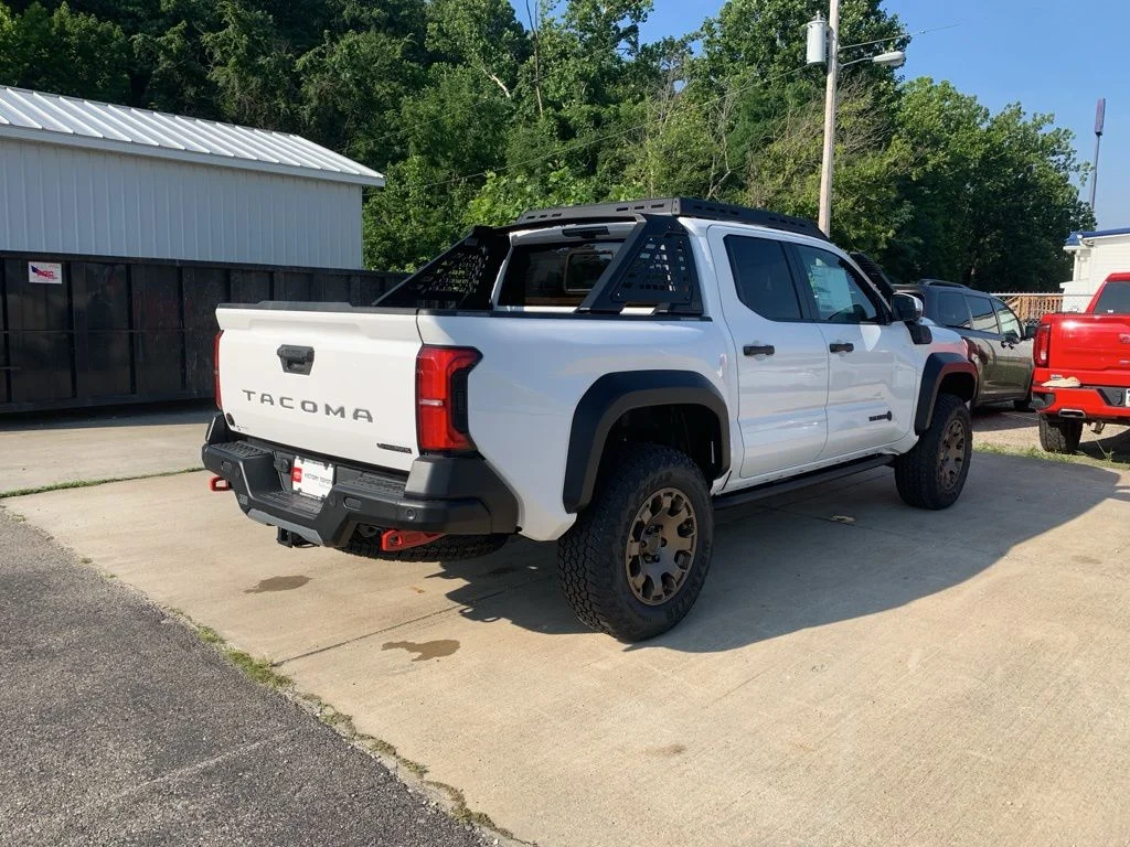 Used 2025 White Toyota Trailhunter image 4
