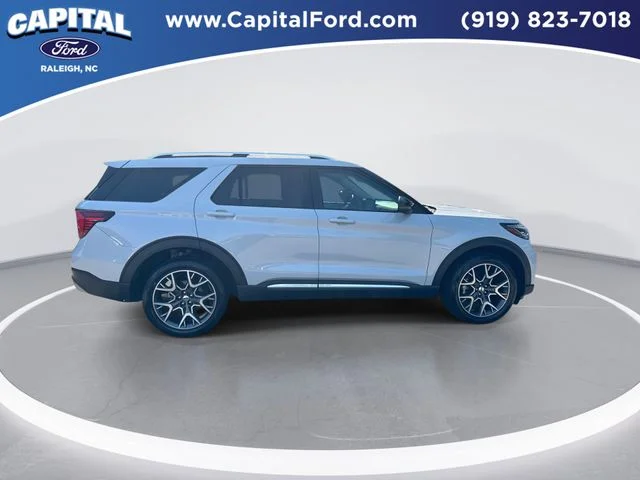 Used 2025 White Ford Platinum image 9