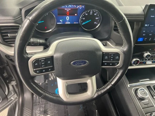 Used 2024 Silver Ford XLT image 23