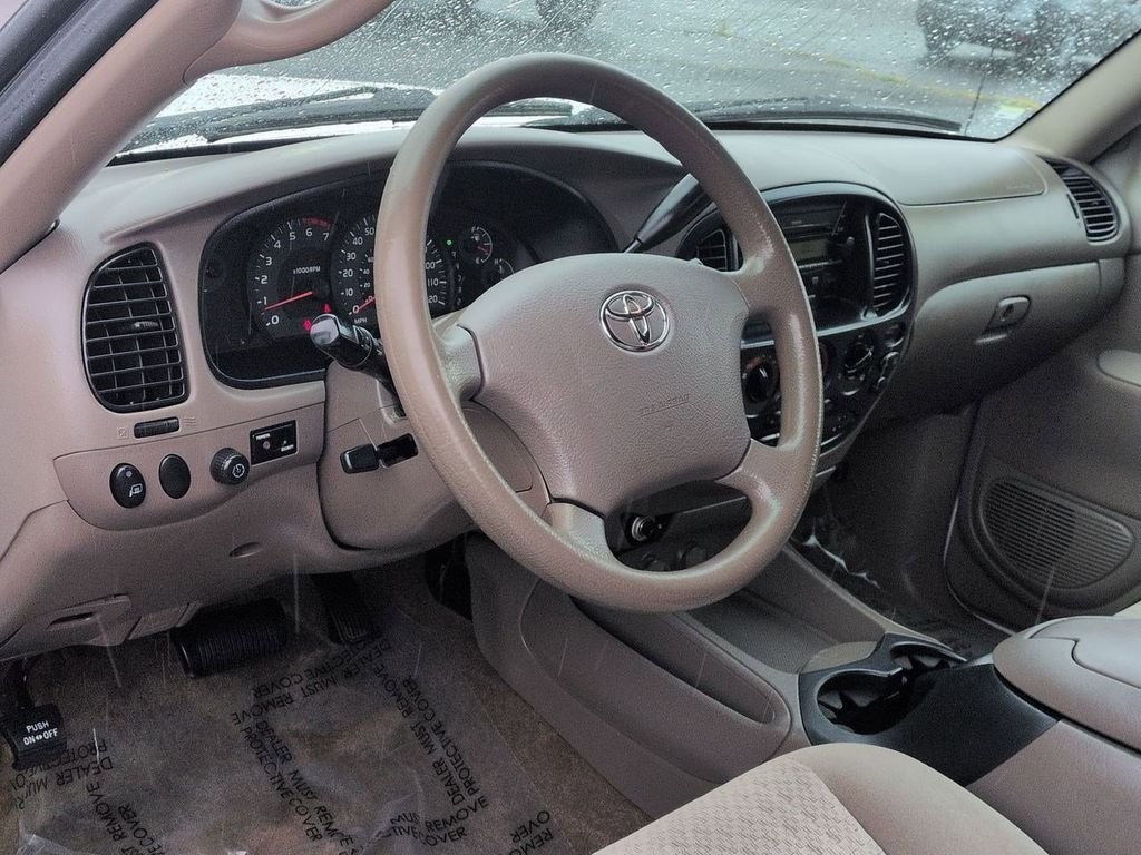 Used 2006 Natural White Toyota SR5 image 11