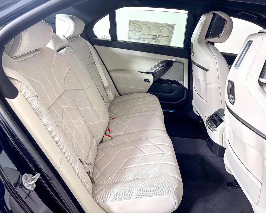 New 2025 Carbon Black Metallic BMW 750e xDrive image 23