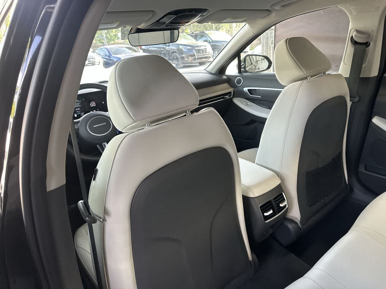 Certified Used 2025 Abyss Black Hyundai SEL image 23