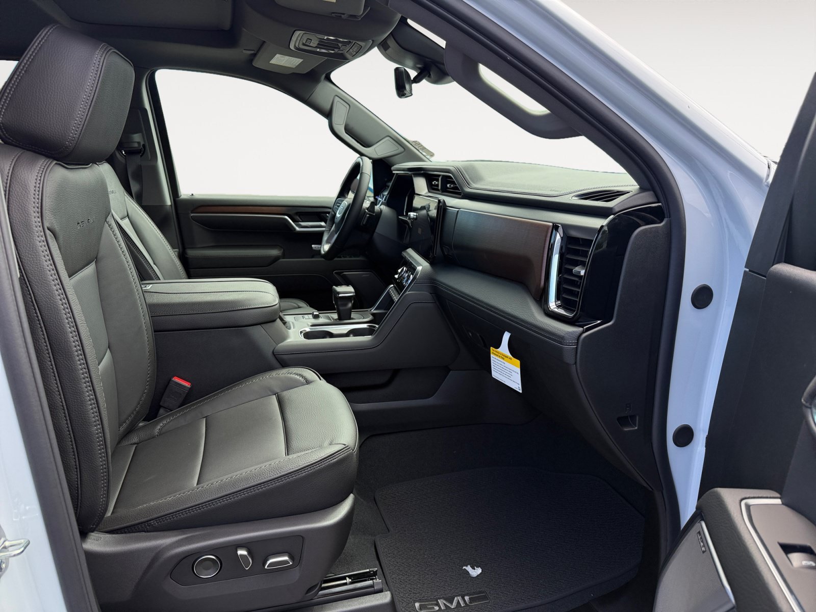 2026 GMC Sierra 1500 Denali - Photo 19