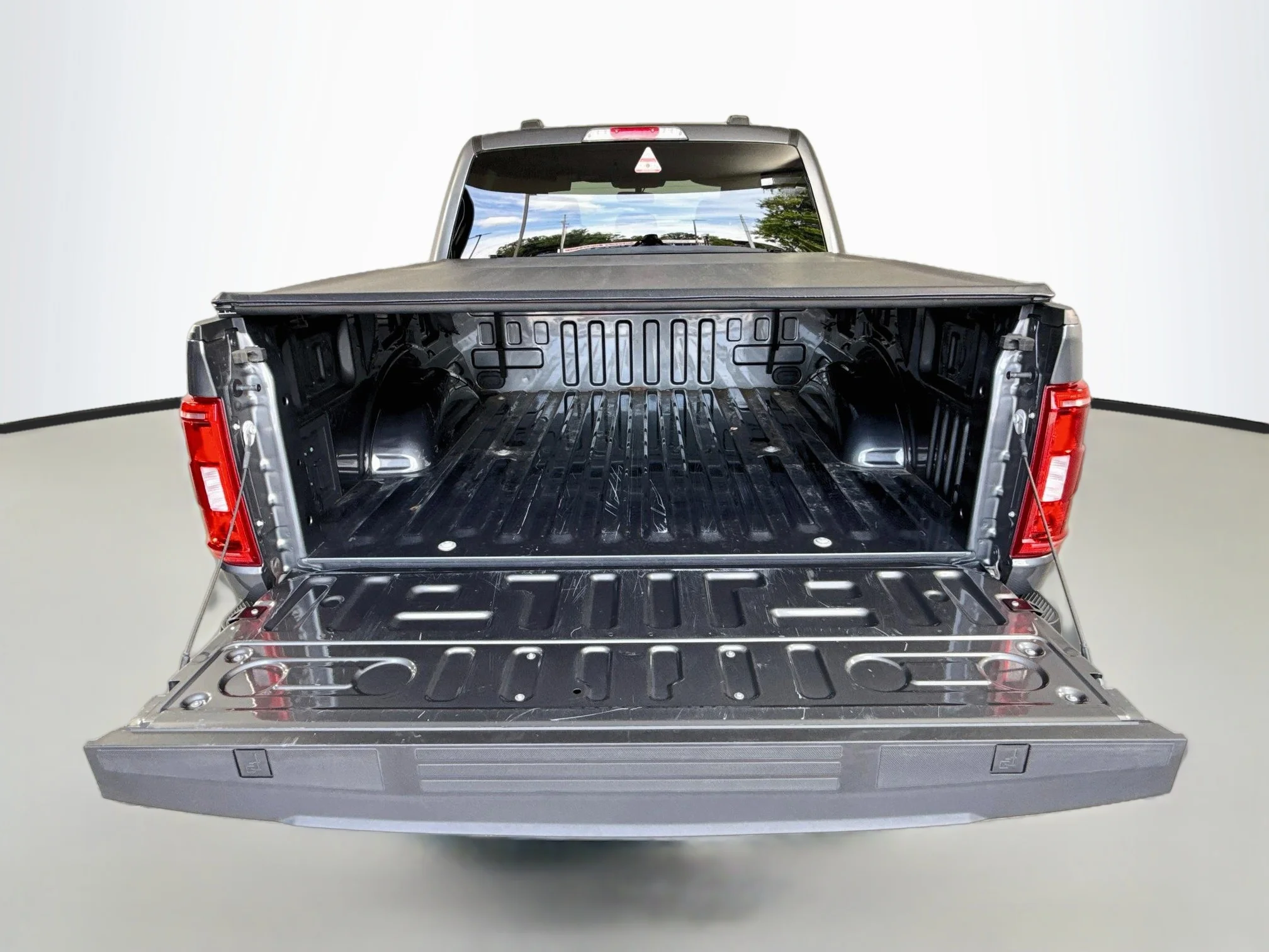 Certified Used 2023 Carbonized Gray Metallic Ford XLT image 26