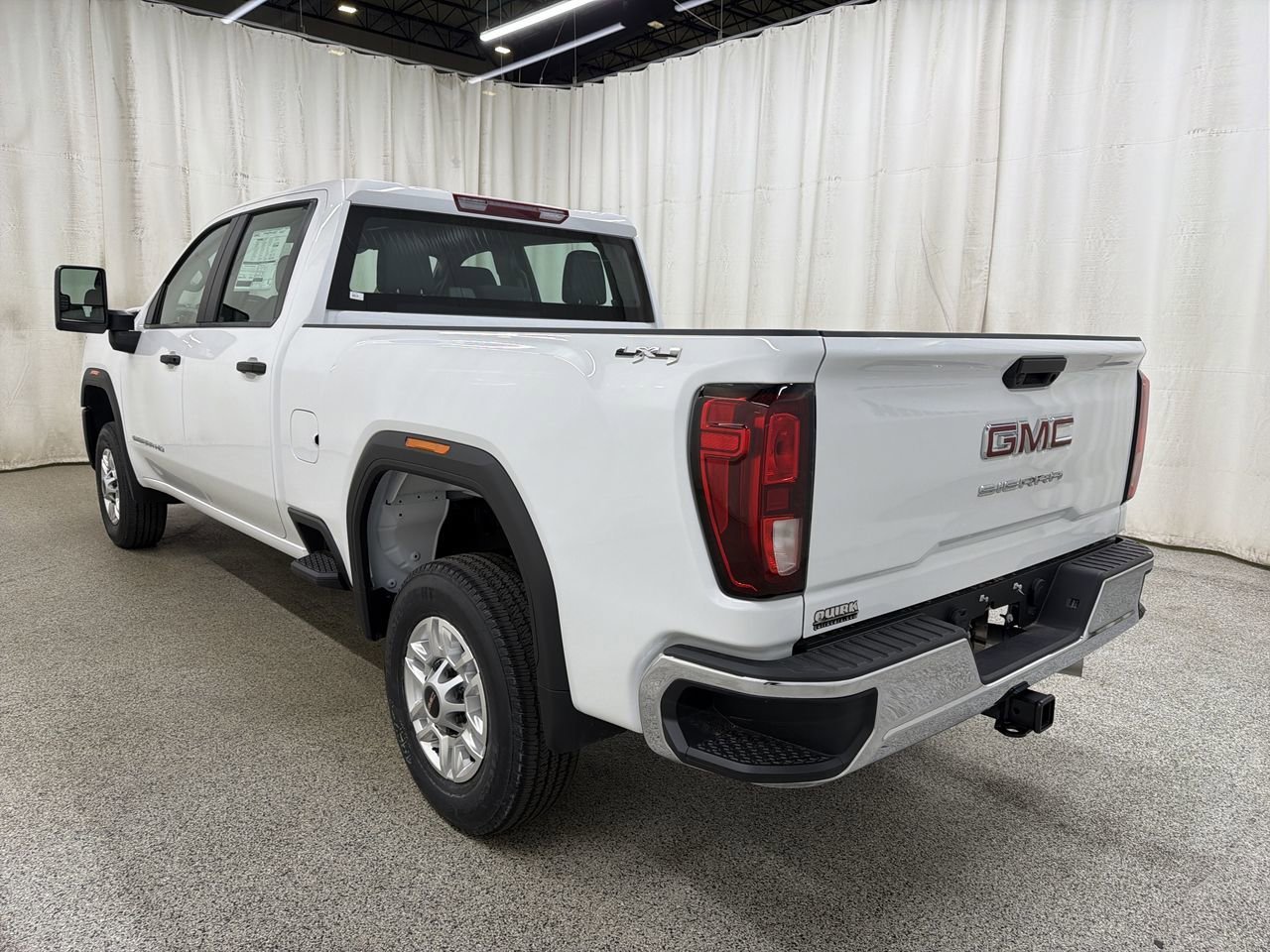 2026 GMC Sierra 2500HD Pro - Photo 9