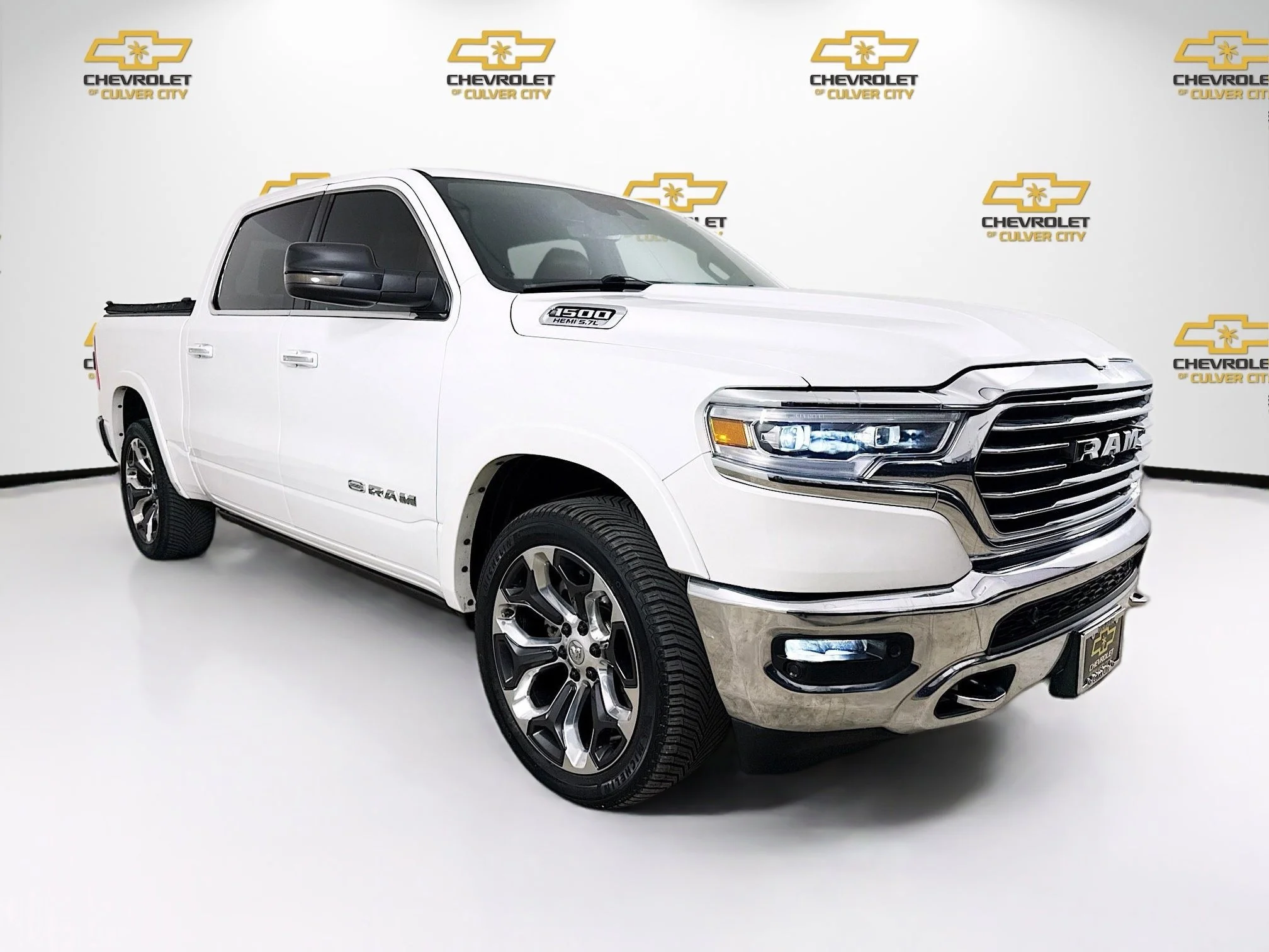 2019 RAM 1500 Longhorn 4x4 Crew Cab 5'7's photo