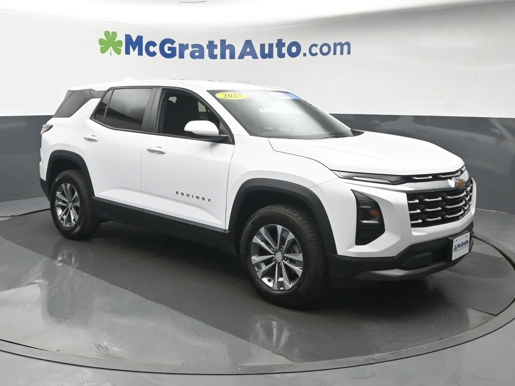 Used 2025 White Chevrolet LT image 2