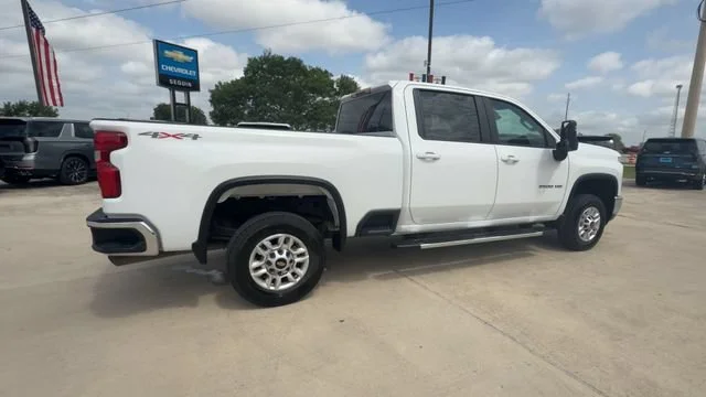 Certified Used 2025 Summit White Chevrolet LT image 8