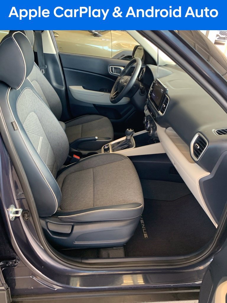 2022 Hyundai Venue Limited - Photo 14