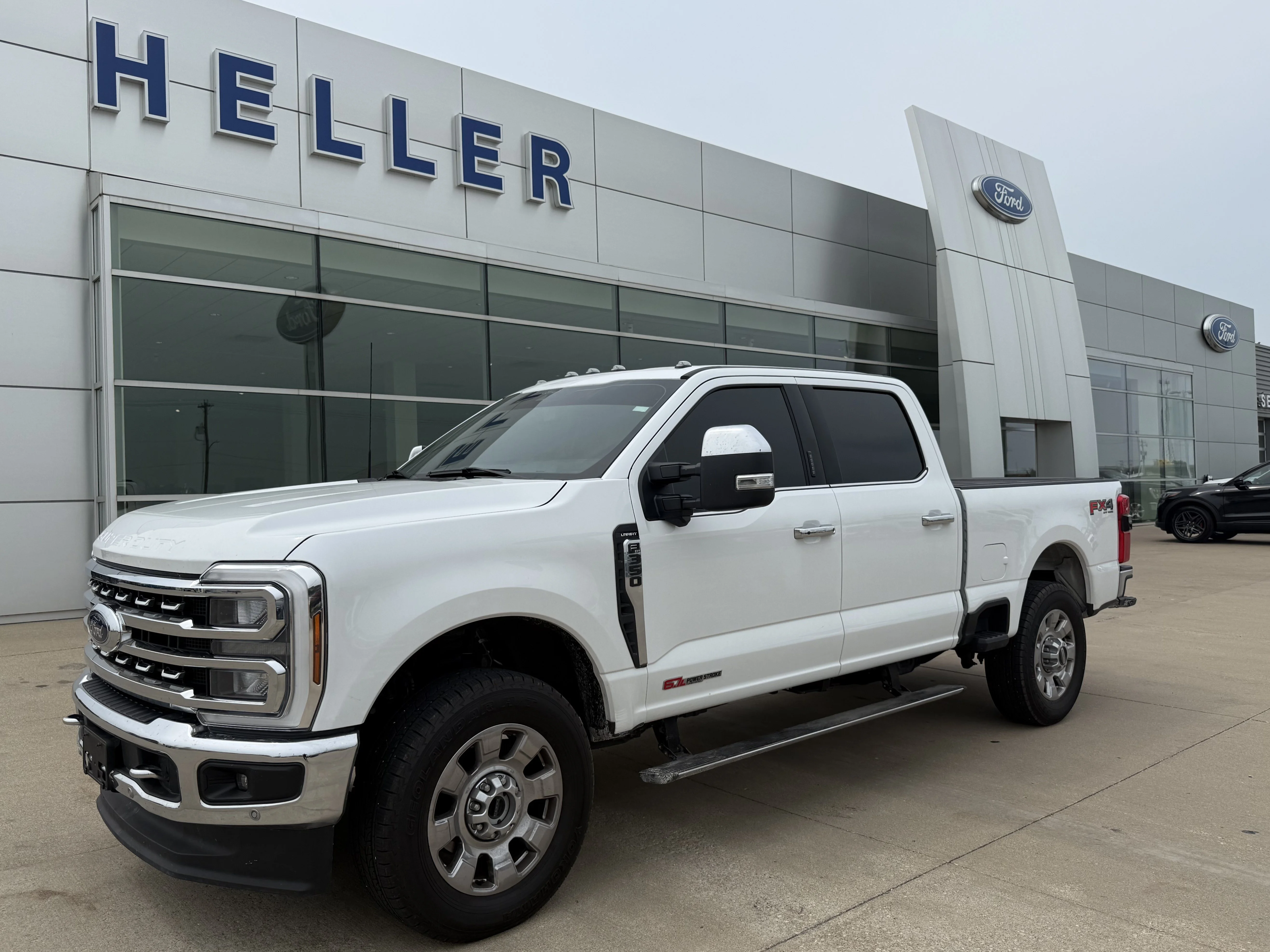 Used 2024 Oxford White Ford Lariat image 3