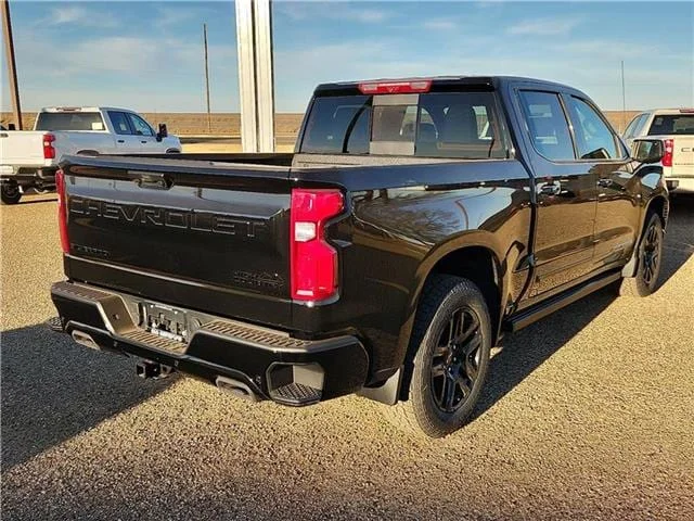 New 2026 GBA Black Chevrolet High Country 4x4 Crew Cab 5.75 ft. box 147.4 in. W image 4