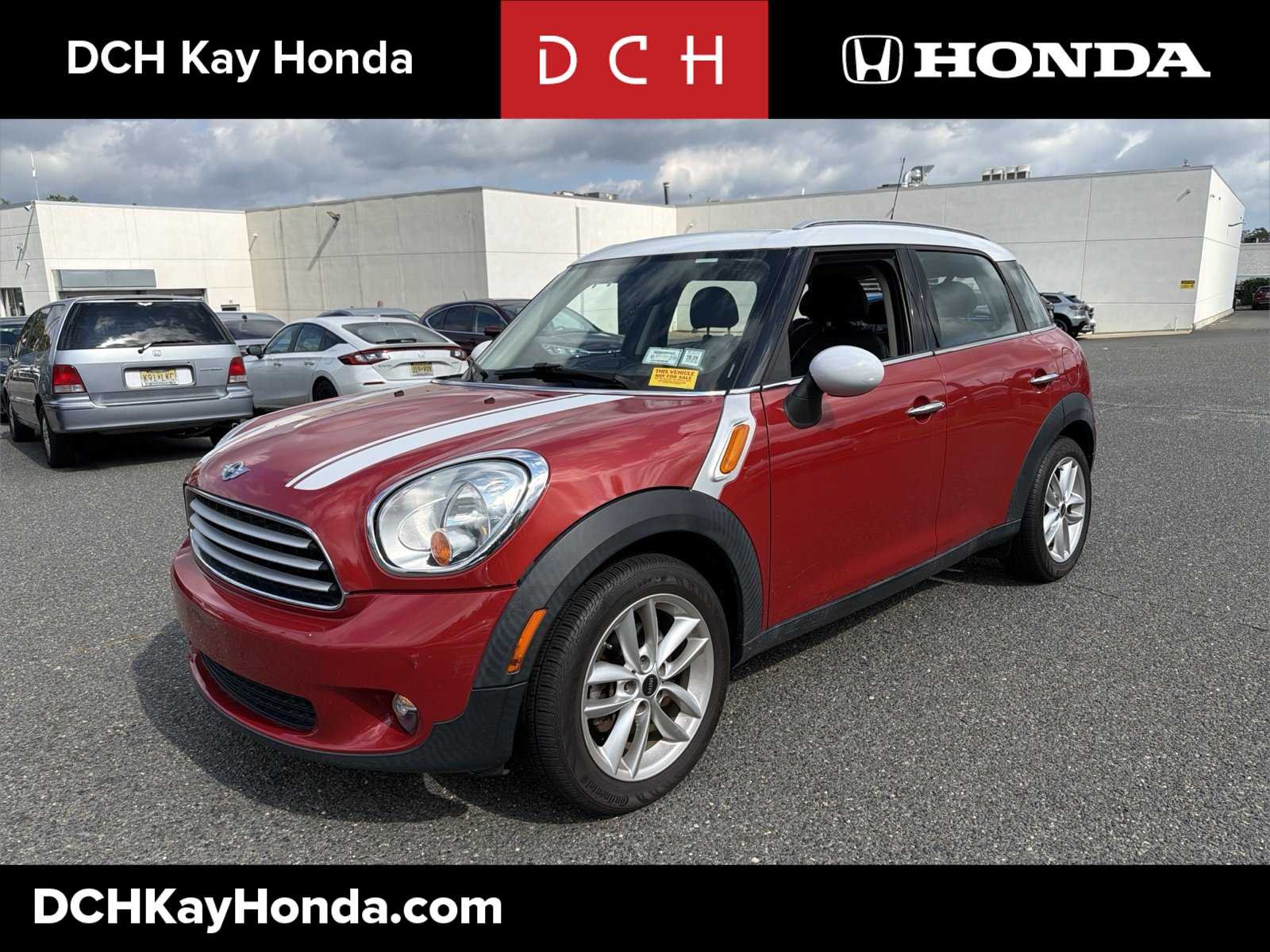 Used 2014 Red MINI  image 1
