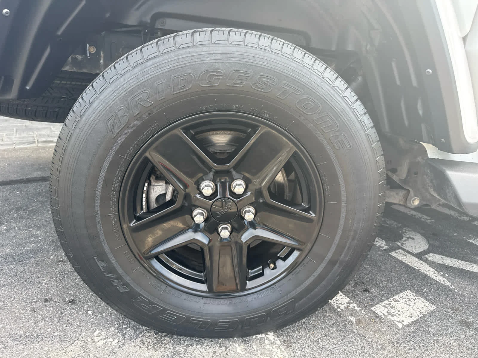 Used 2021 Bright White Clearcoat Jeep Sport S image 11