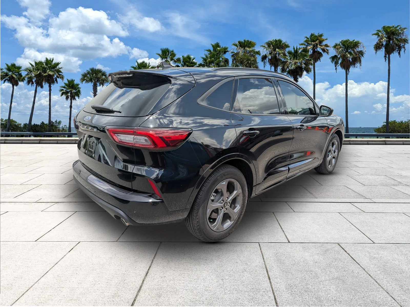 Used 2024 Agate Black Metallic Ford ST-Line image 8