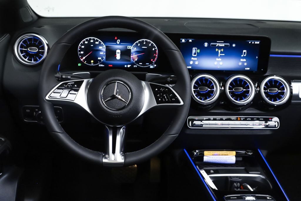 New 2026 Mountain Grey Metallic Mercedes-Benz GLB 250 image 14
