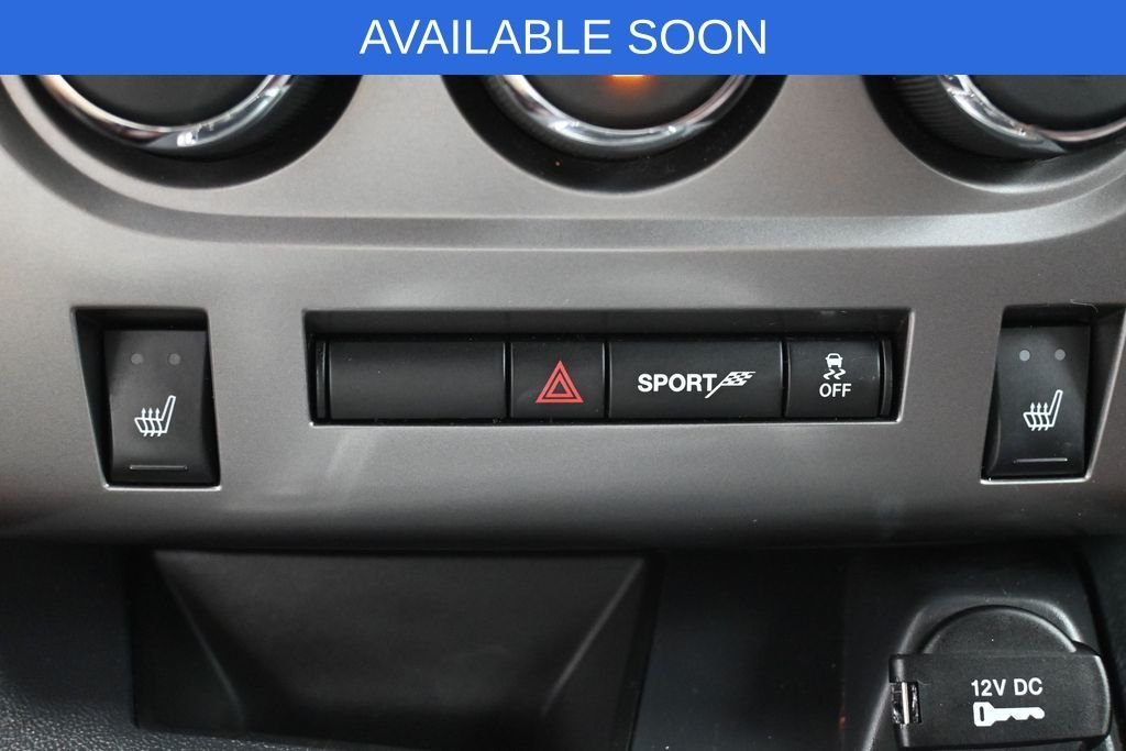 Used 2014 Red Dodge SXT image 21