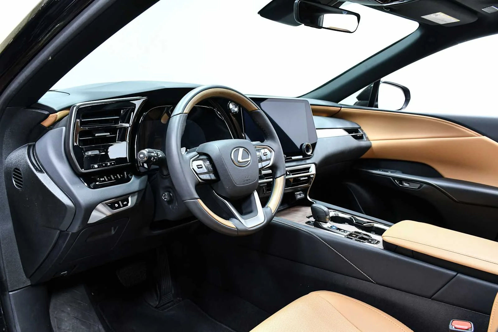 Certified Used 2025 CAVIAR Lexus Premium image 16