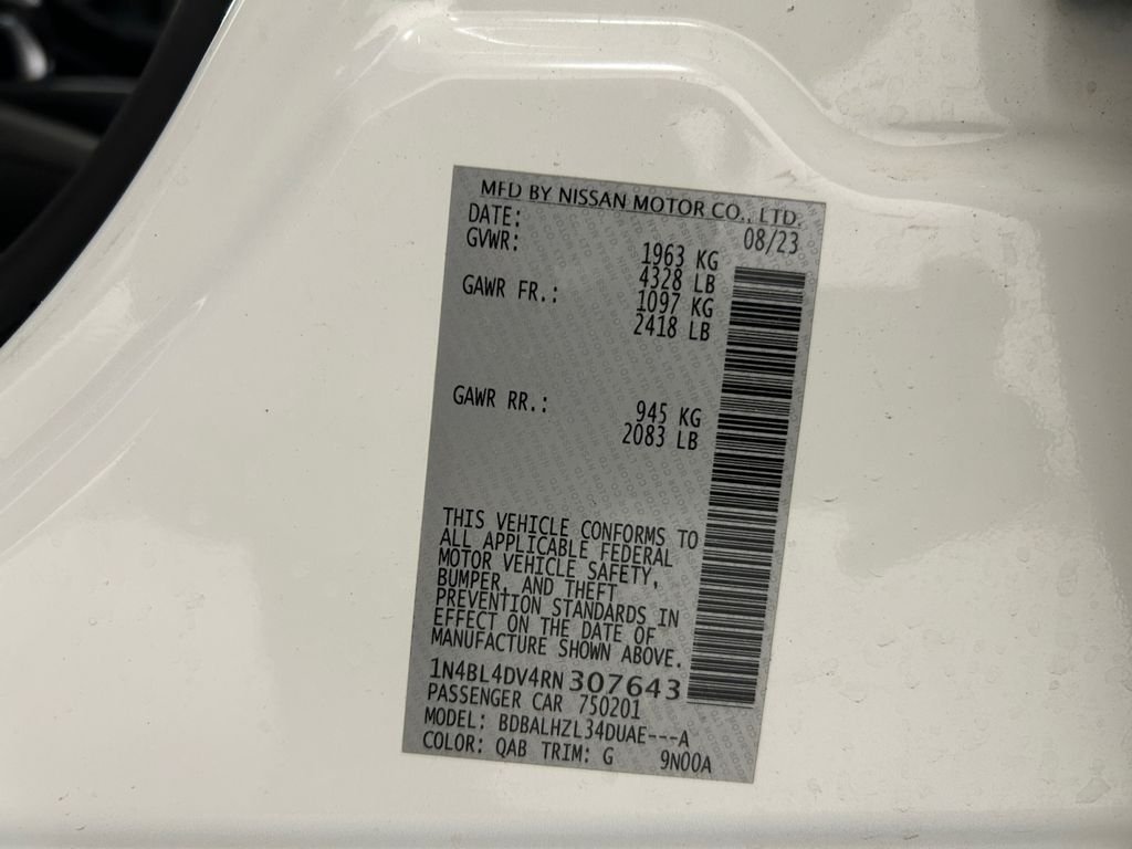Used 2024 White Nissan 2.5 SV image 20