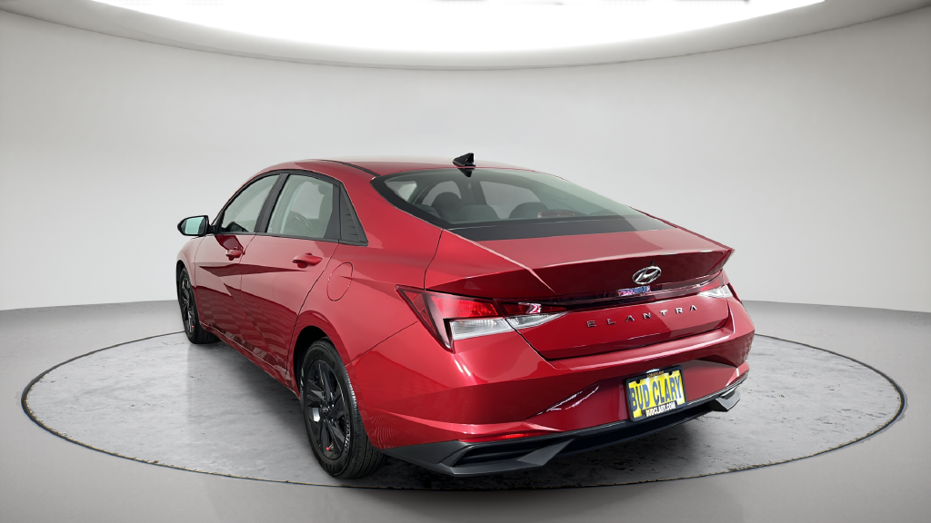 2021 Hyundai Elantra SEL - Photo 10