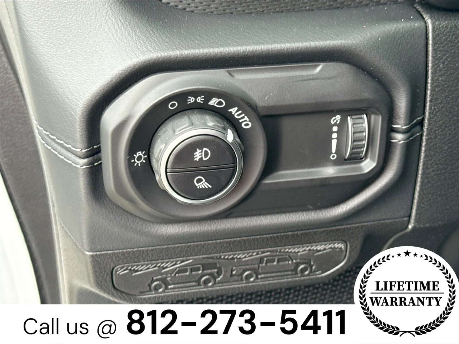 New 2025 Bright White Clearcoat Jeep Rubicon image 10
