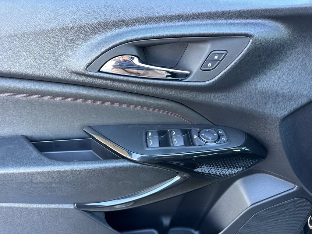 2026 Chevrolet Trax RS - Photo 10