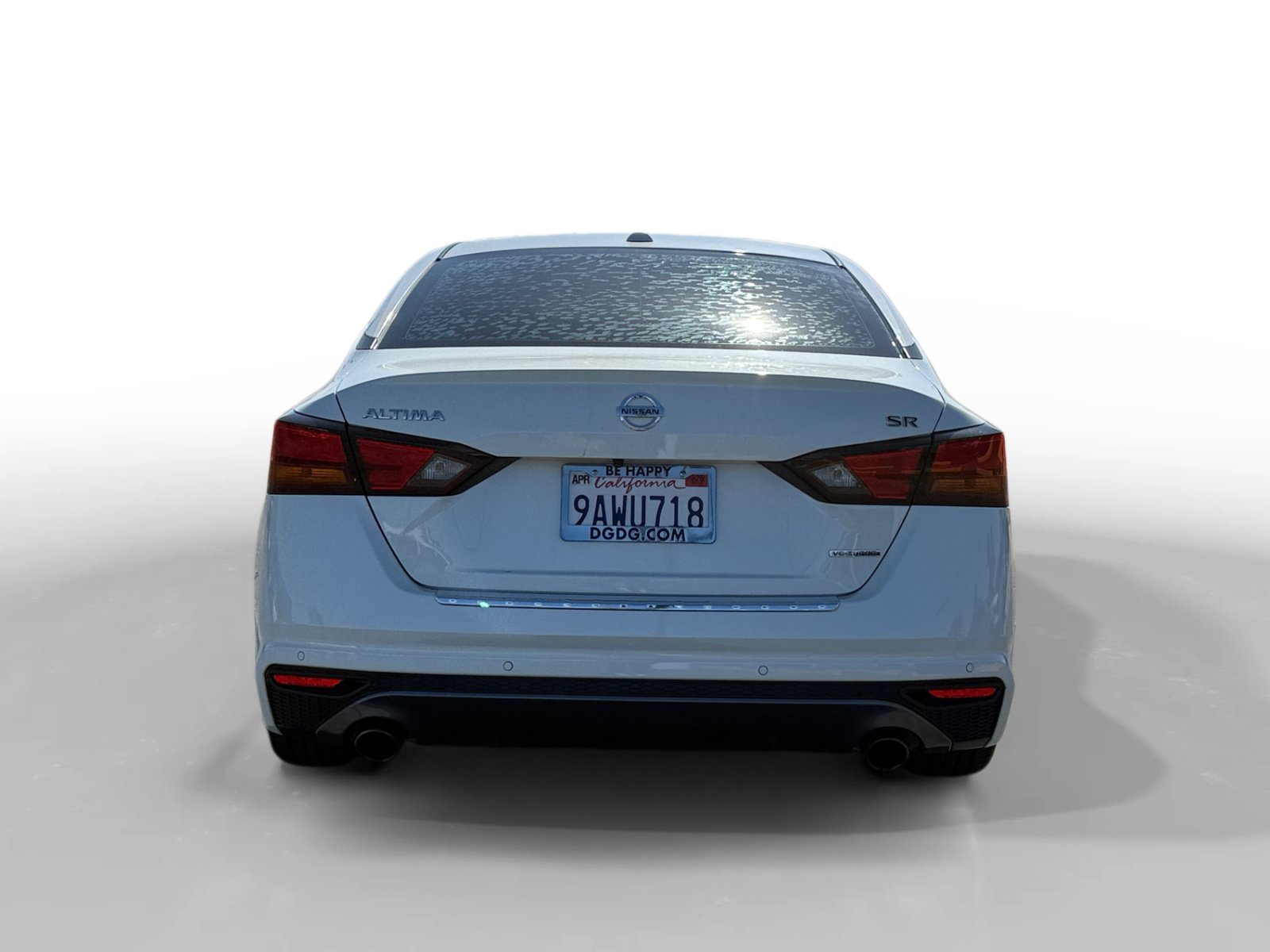 Used 2022 Pearl White Tricoat NISSAN 2.0 SR image 4