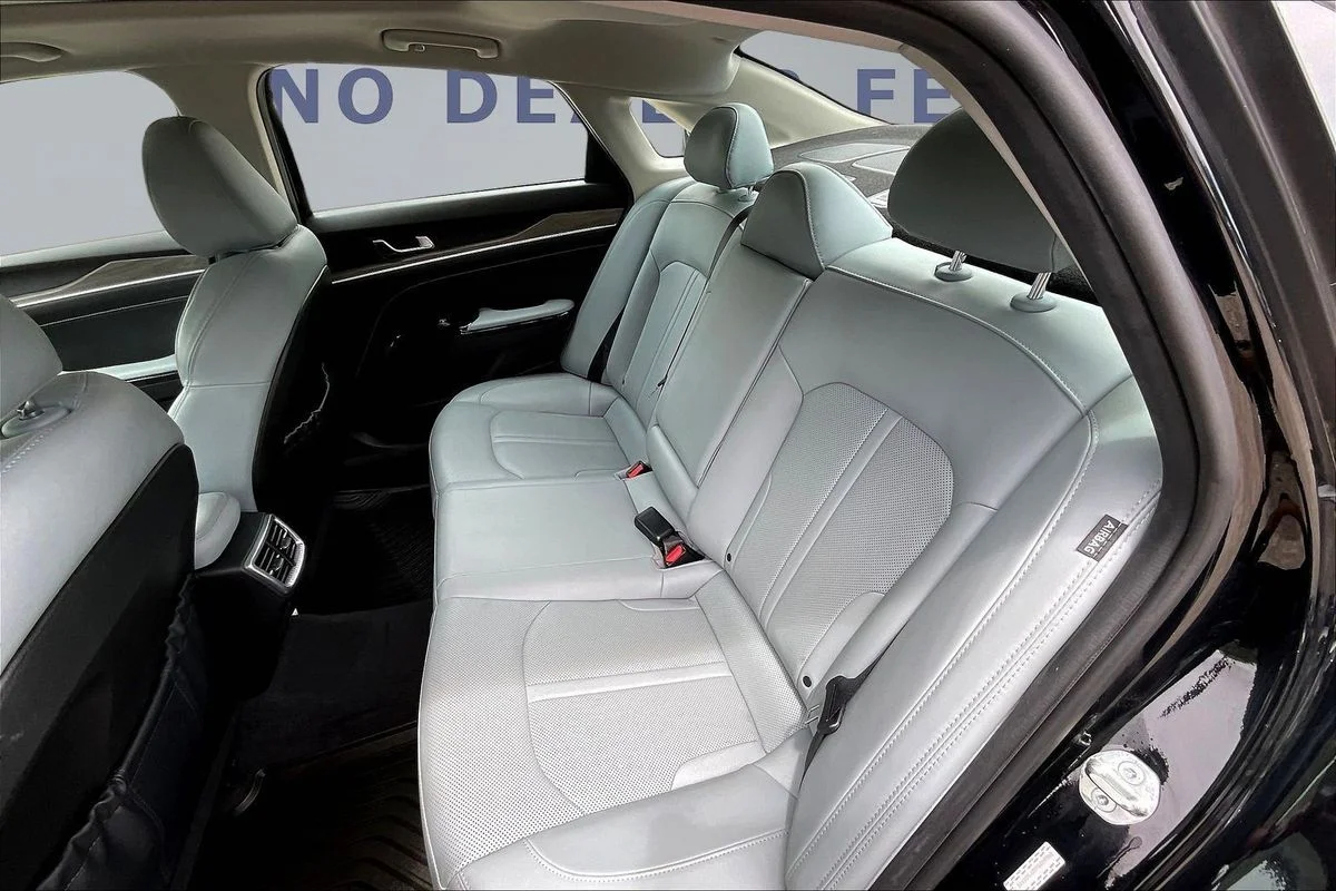 Used 2023  Kia EX image 22