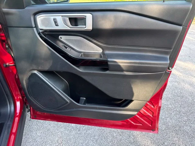 Used 2021 Red Ford ST image 9