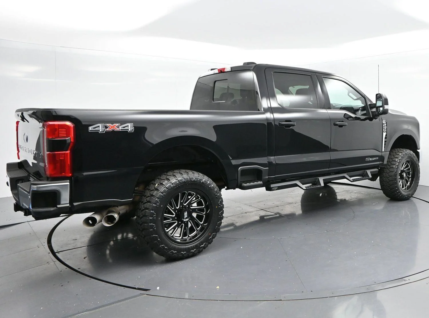 Used 2024 Agate Black Ford LARIAT image 7