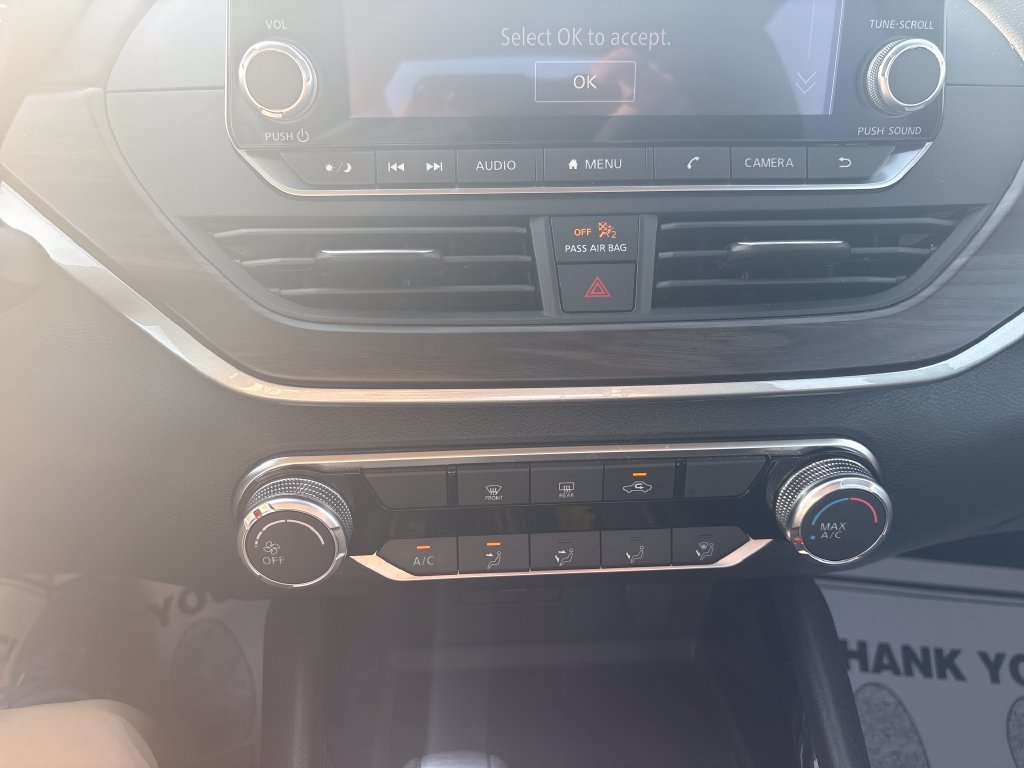Used 2024 Gray Nissan 2.5 SV image 21