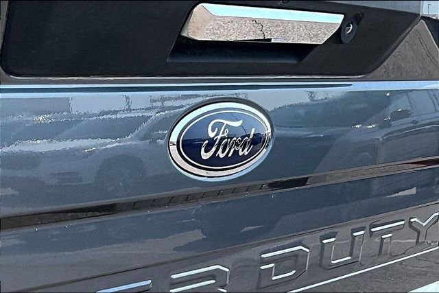 Used 2021 Gray Ford Lariat image 8