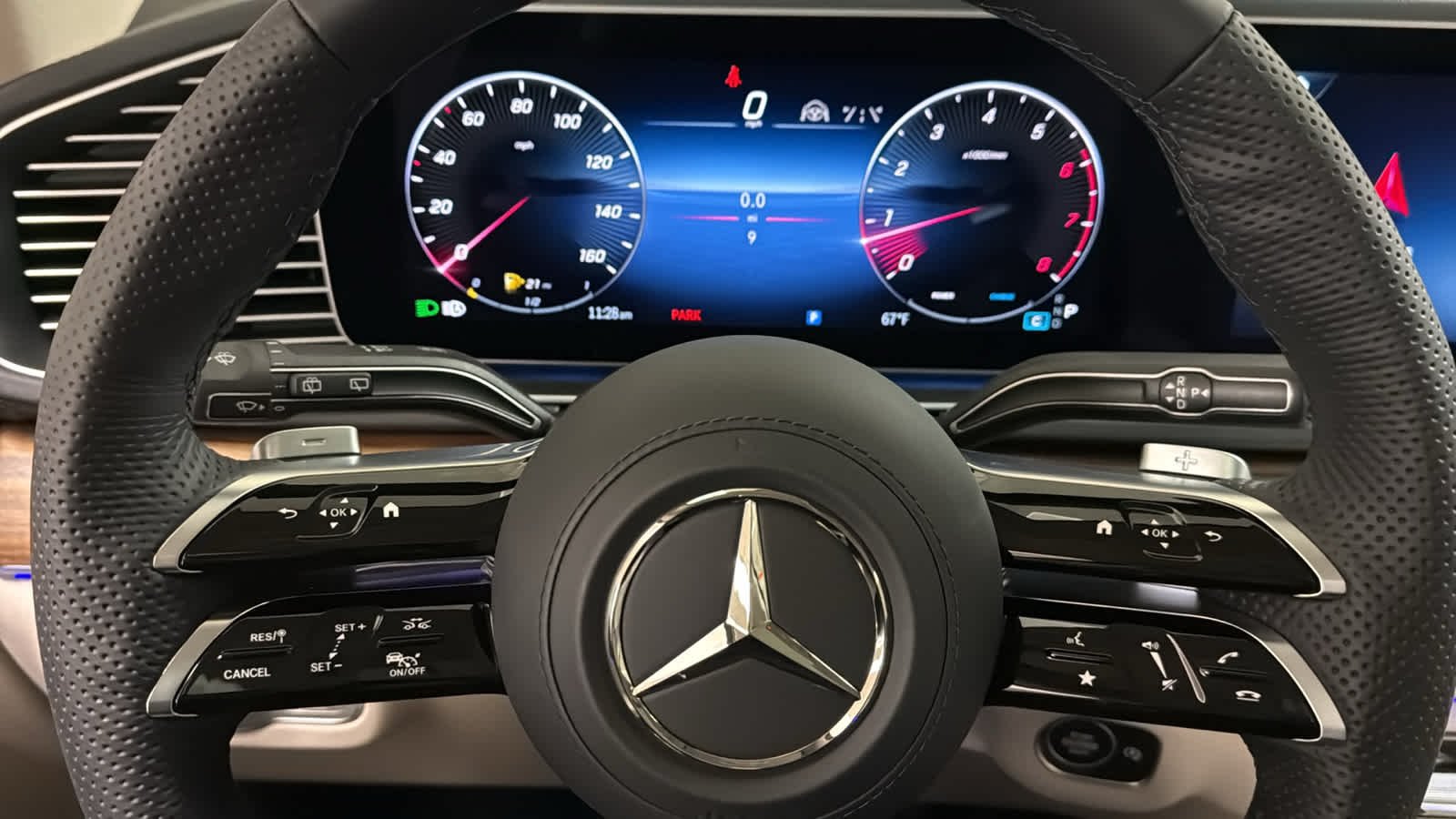 New 2026 Polar White Mercedes-Benz GLS 450 image 19