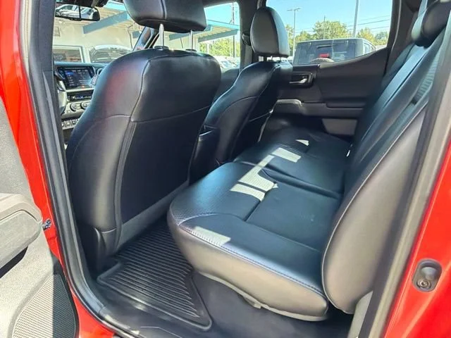 Used 2018 Inferno Red Toyota SR5 image 15
