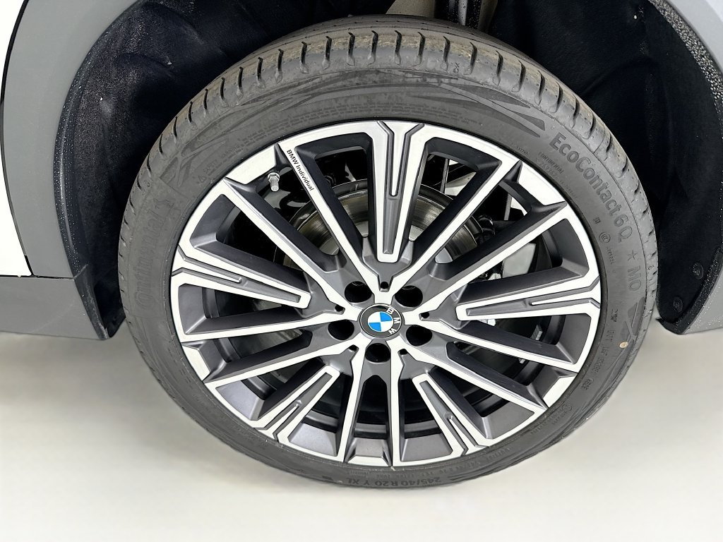 Certified Used 2026 Alpine White BMW xDrive28i image 31