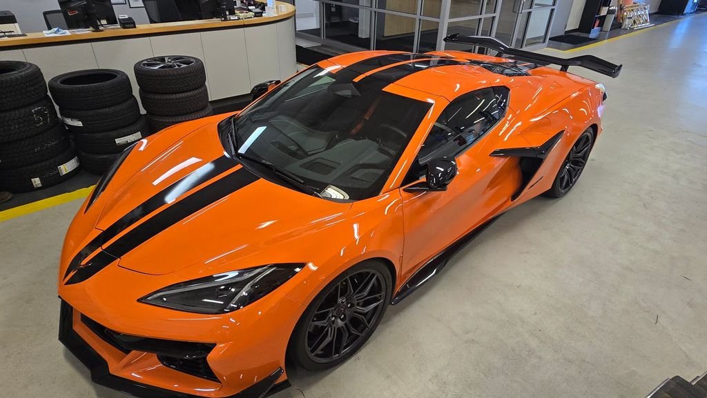2024 Chevrolet Corvette Z06 Coupe 2LZ's photo