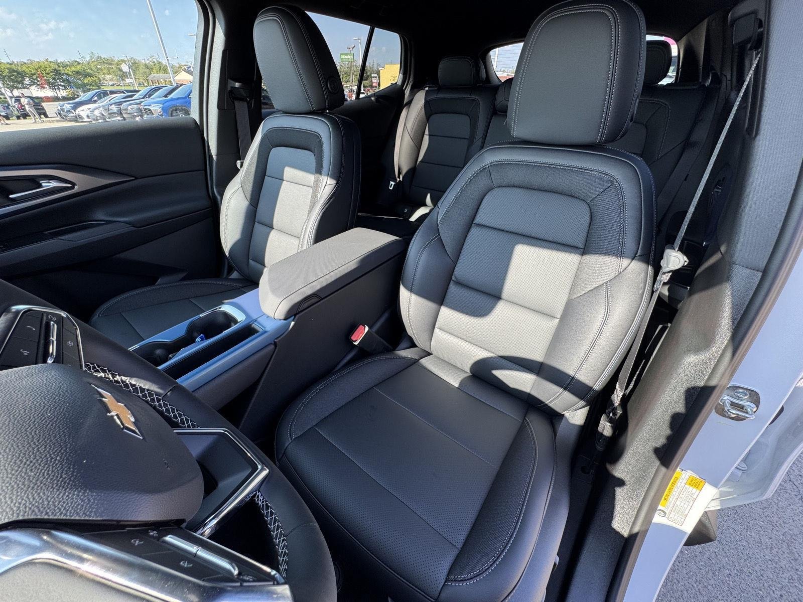 2026 Chevrolet Equinox EV 2LT - Photo 25