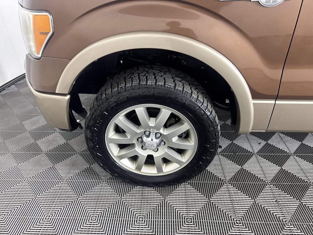 Used 2012 Golden Bronze Metallic Ford King Ranch image 27