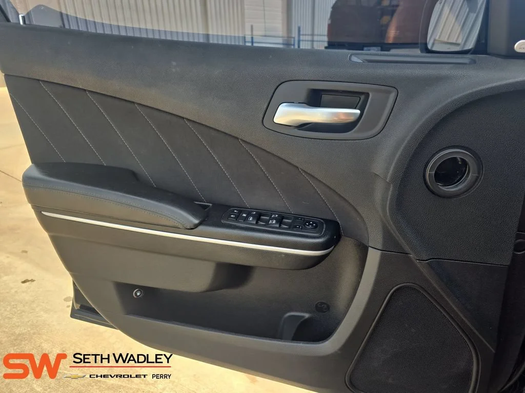 Used 2019 Black Dodge Scat Pack RWD image 28