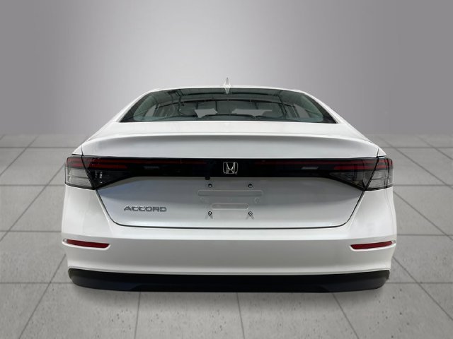 New 2026 Platinum White Pearl Honda LX image 4