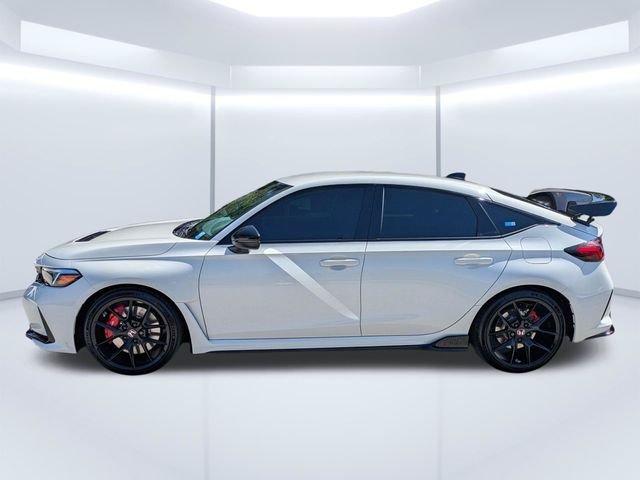Used 2025 White Honda  image 7